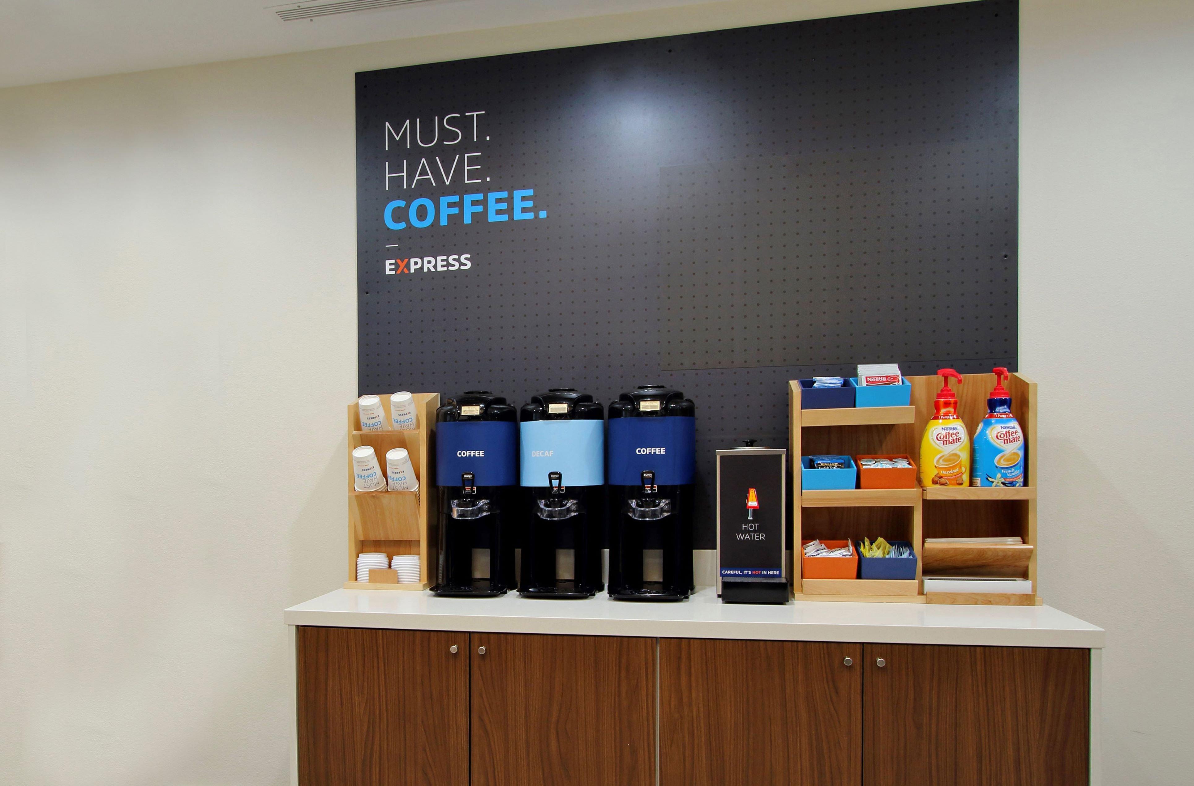 Holiday Inn Express & Suites Tupelo By Ihg Bagian luar foto