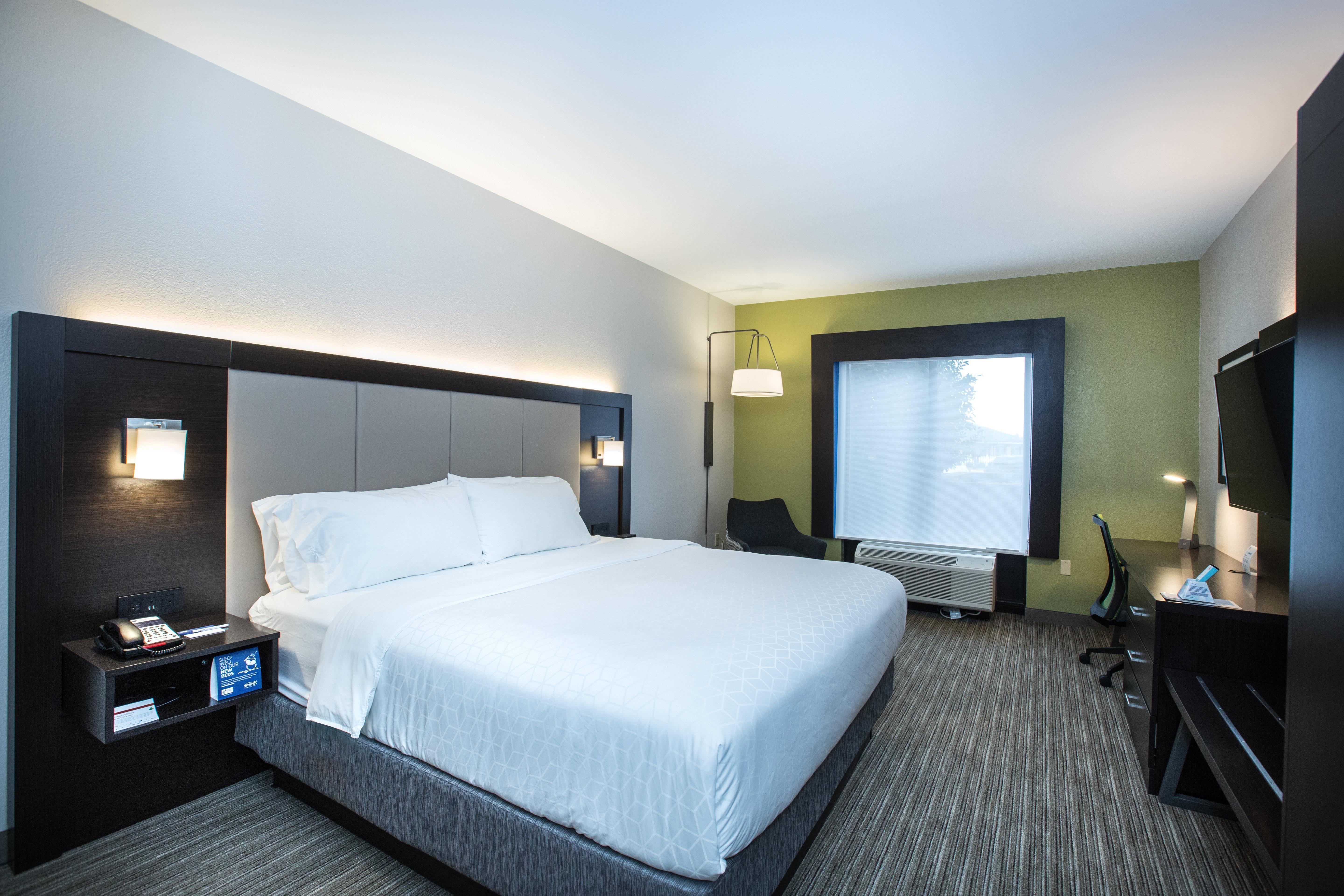 Holiday Inn Express & Suites Tupelo By Ihg Bagian luar foto